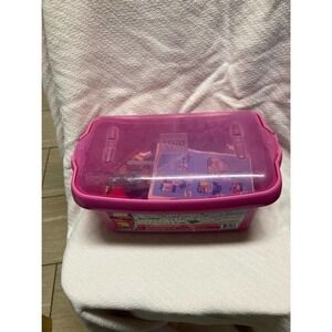 2 pounds of assorted Legos